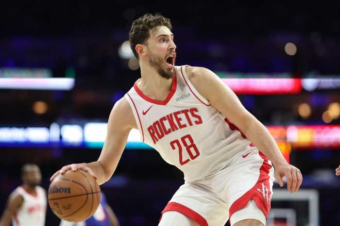 火箭力克独行侠，杜兰特投篮欠佳，阿门史密斯爆发，弗拉格34+12