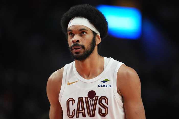 阿伦受伤，莫布里站出来，哈登果然好用，泰森锁死超级状元秀